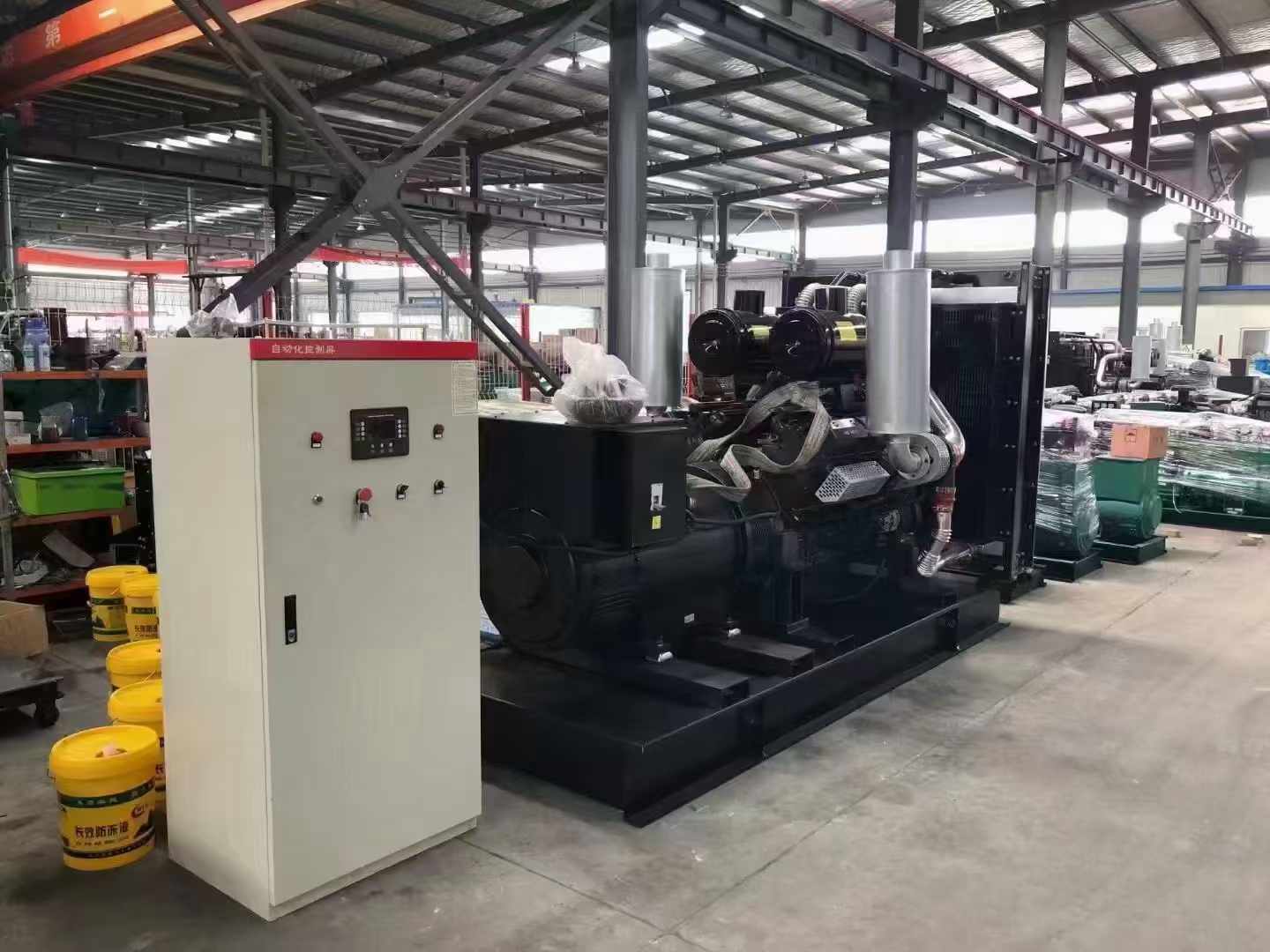 梅列柴油发电机运行时的噪音和振动水平如何？